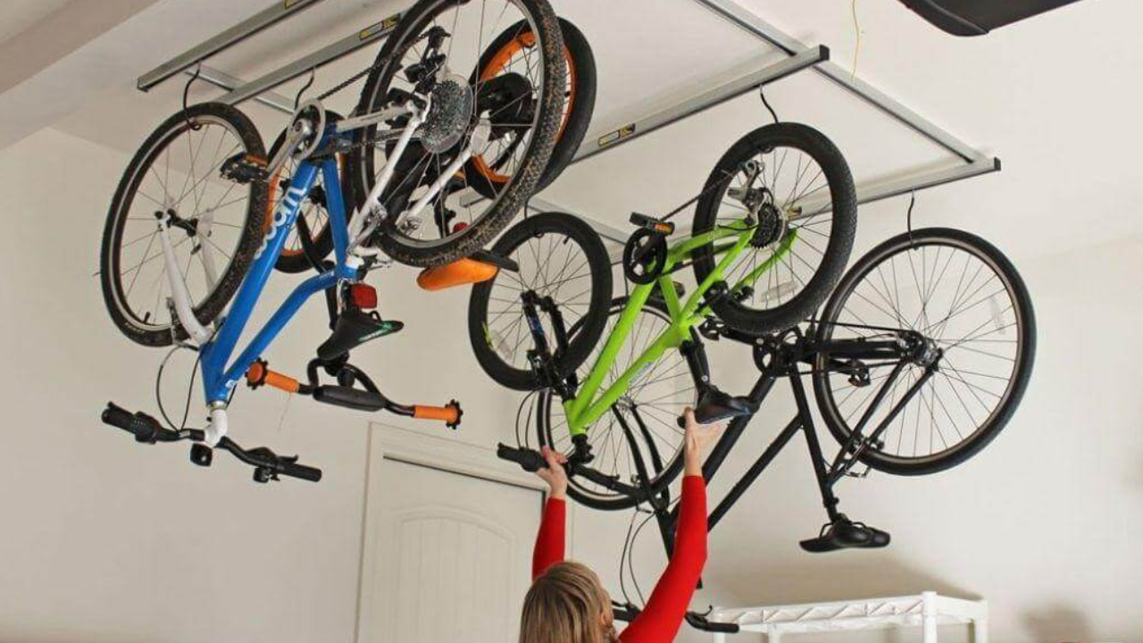 support pour vélos au plafond